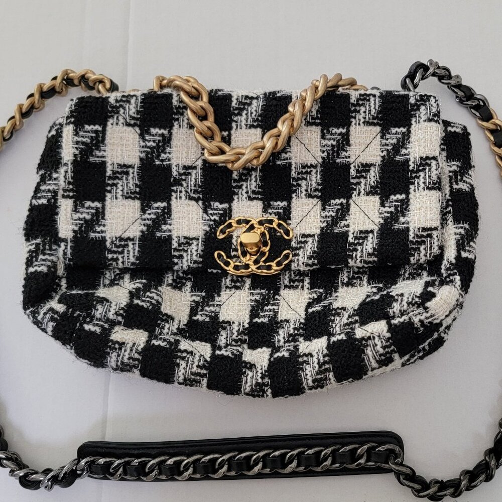Chanel 19 flap bag quilted houndstooth tweed and ribbon